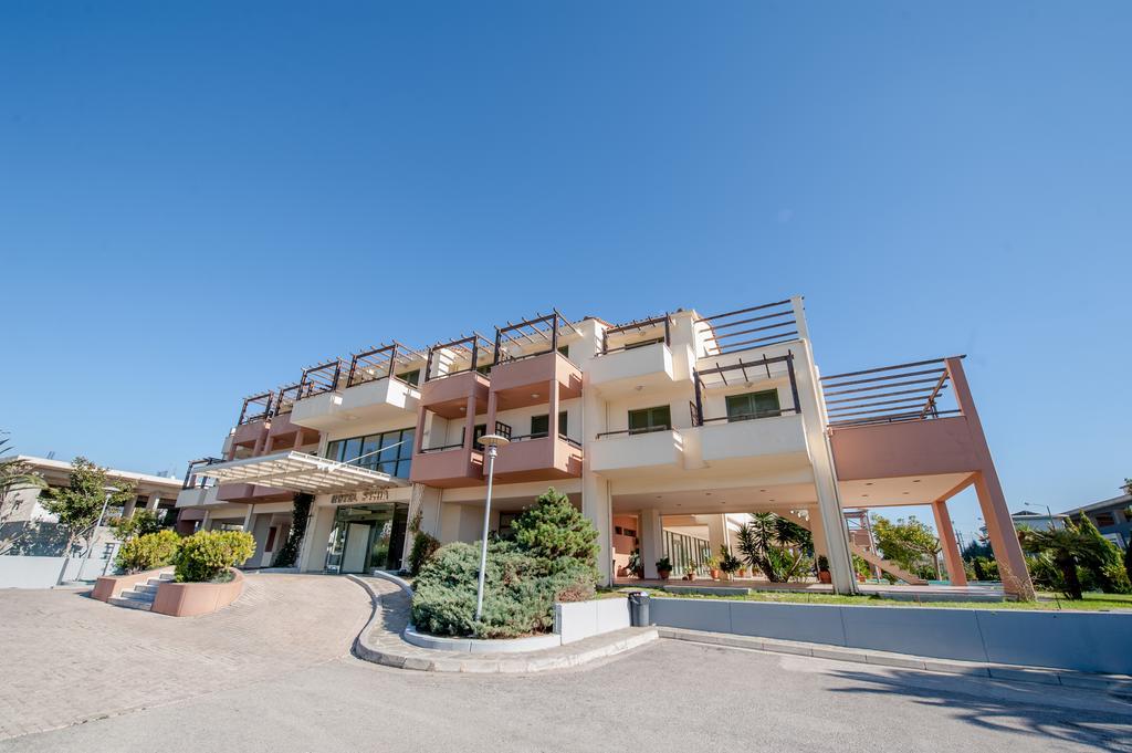 Fthia Hotel Ламия Экстерьер фото