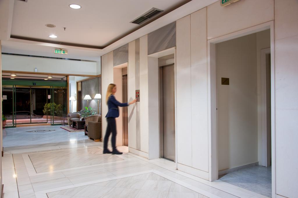 Fthia Hotel Ламия Экстерьер фото